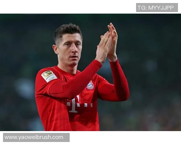 莱万回归安联球场遭拜仁球迷嘘声四起直言忘恩负义情绪高涨